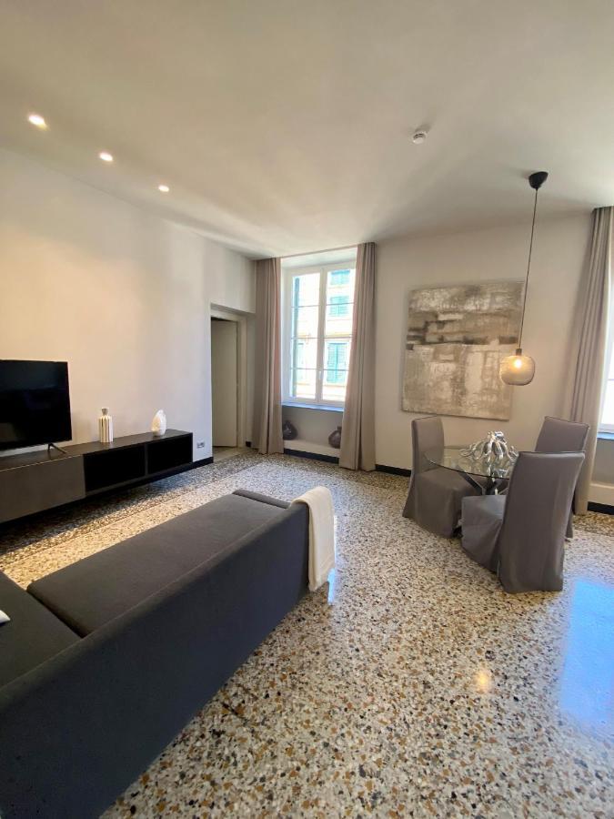 Hnn Luxury Apartments Genoa Bagian luar foto