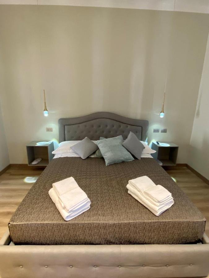 Hnn Luxury Apartments Genoa Bagian luar foto