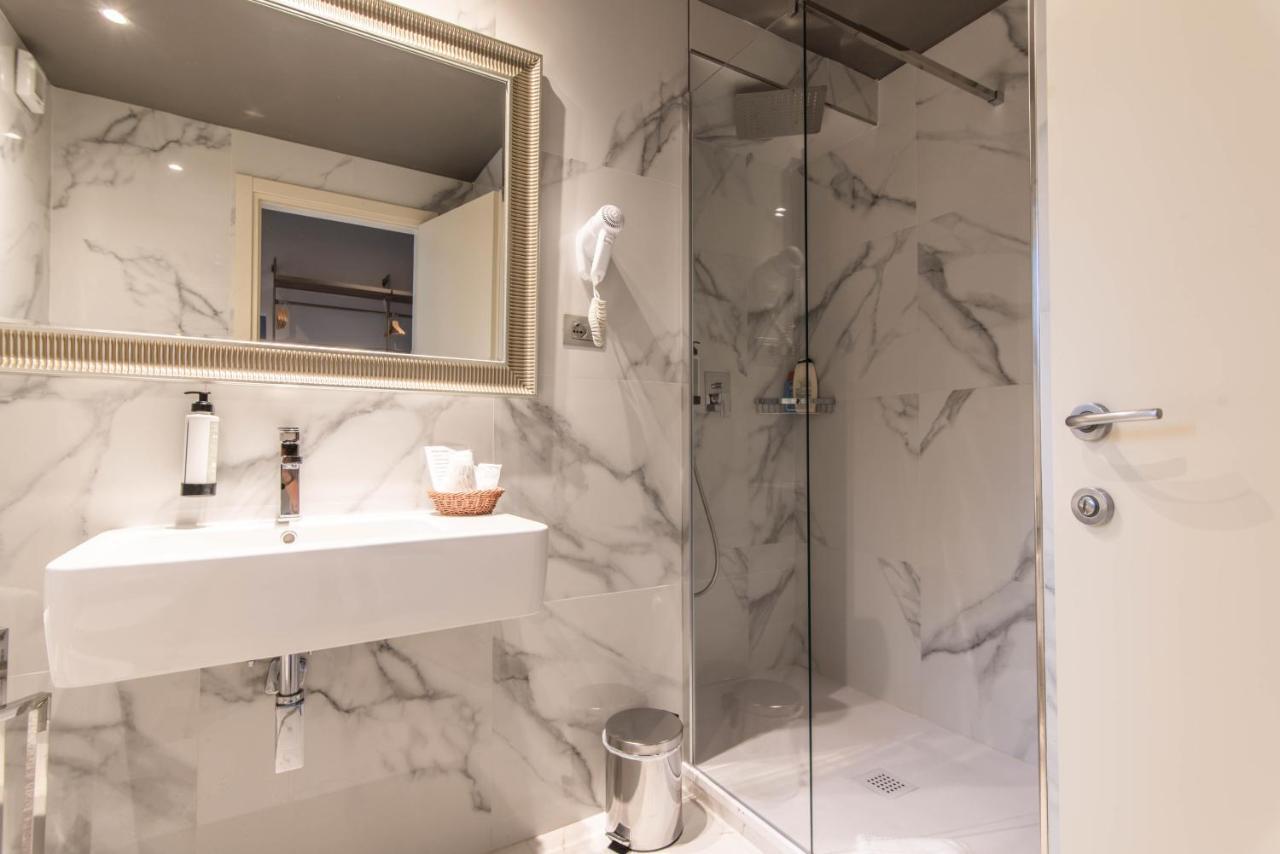Hnn Luxury Apartments Genoa Bagian luar foto
