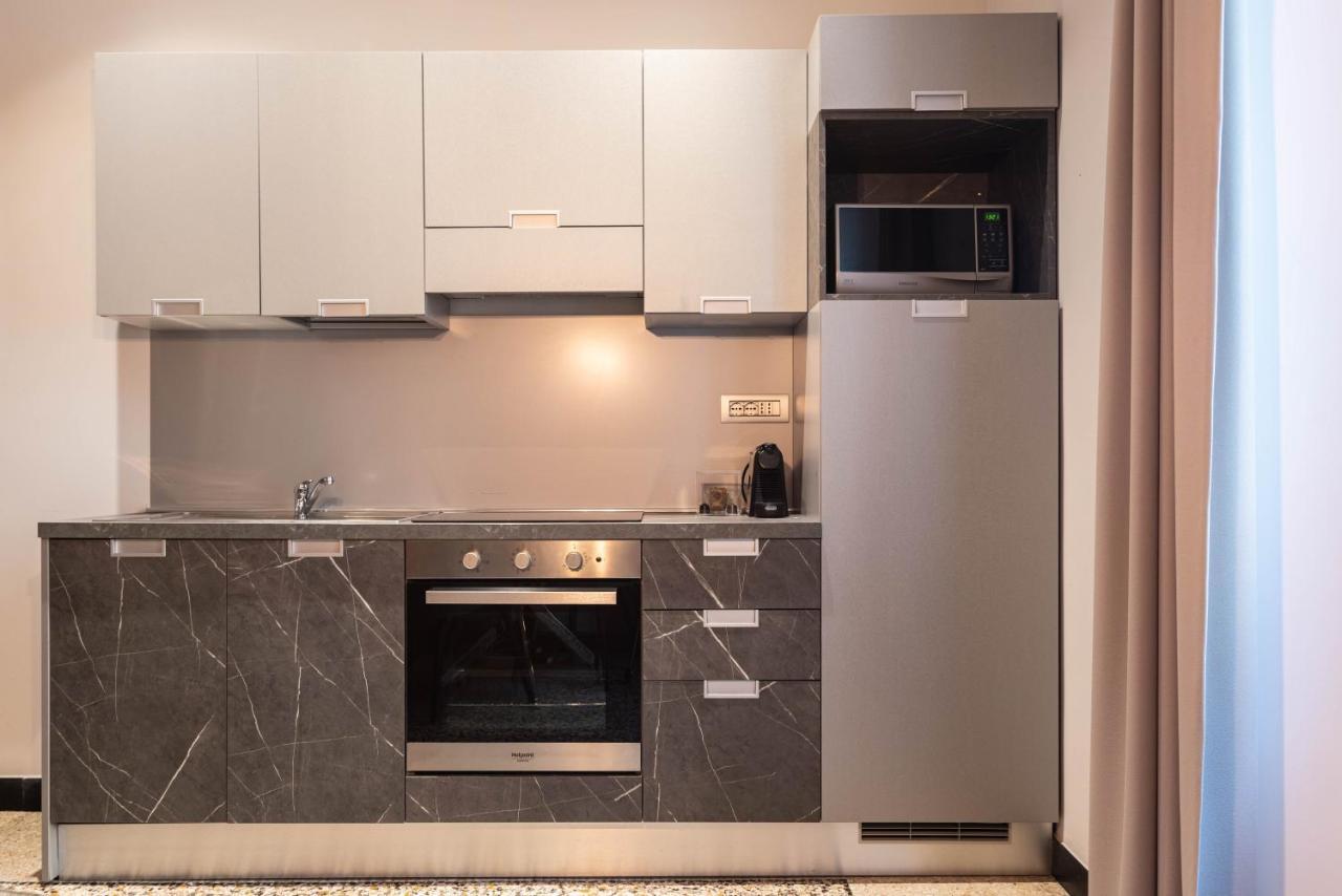 Hnn Luxury Apartments Genoa Bagian luar foto