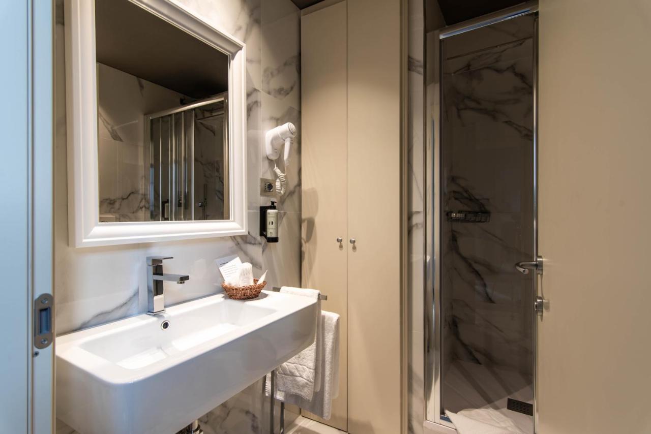 Hnn Luxury Apartments Genoa Bagian luar foto