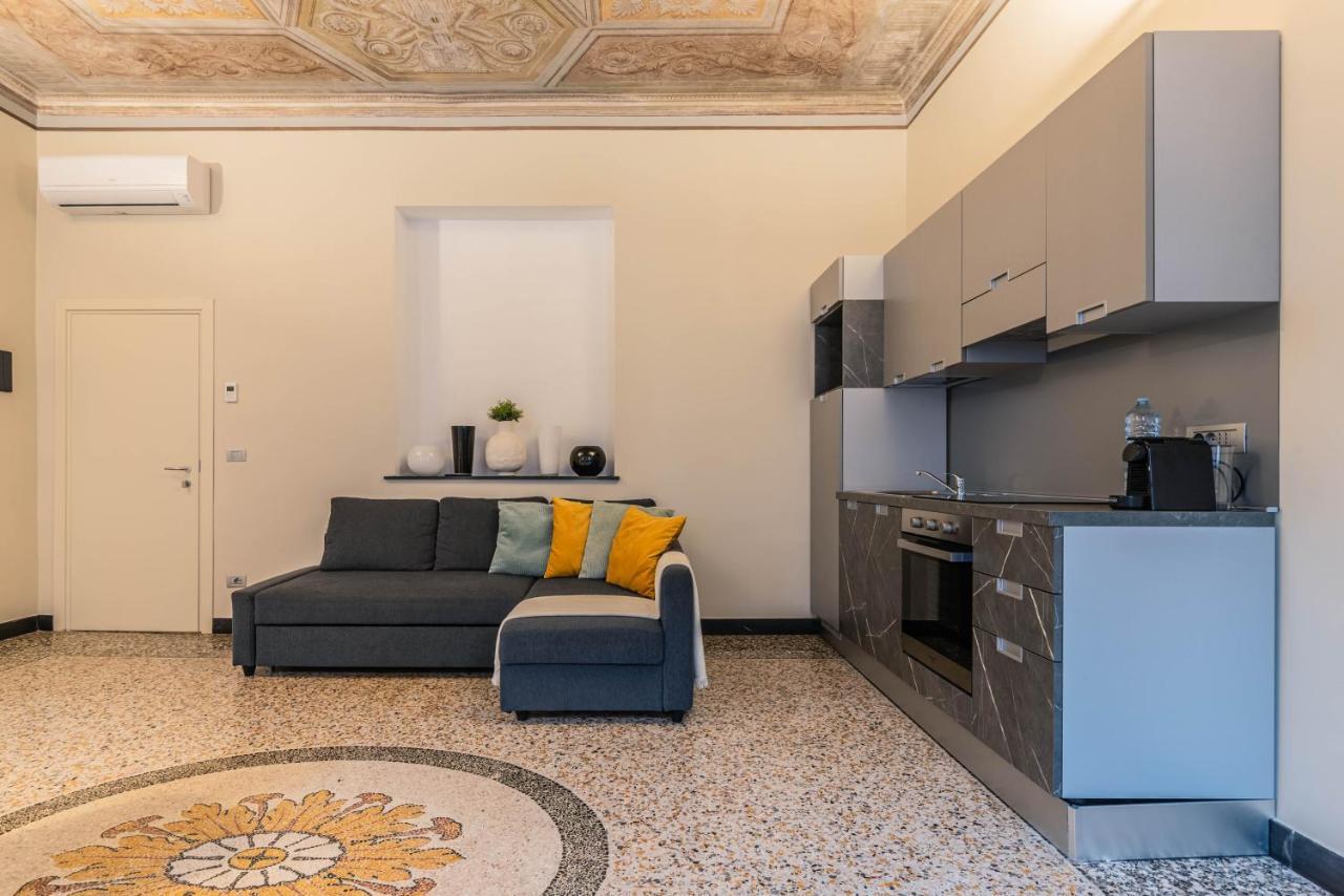 Hnn Luxury Apartments Genoa Bagian luar foto