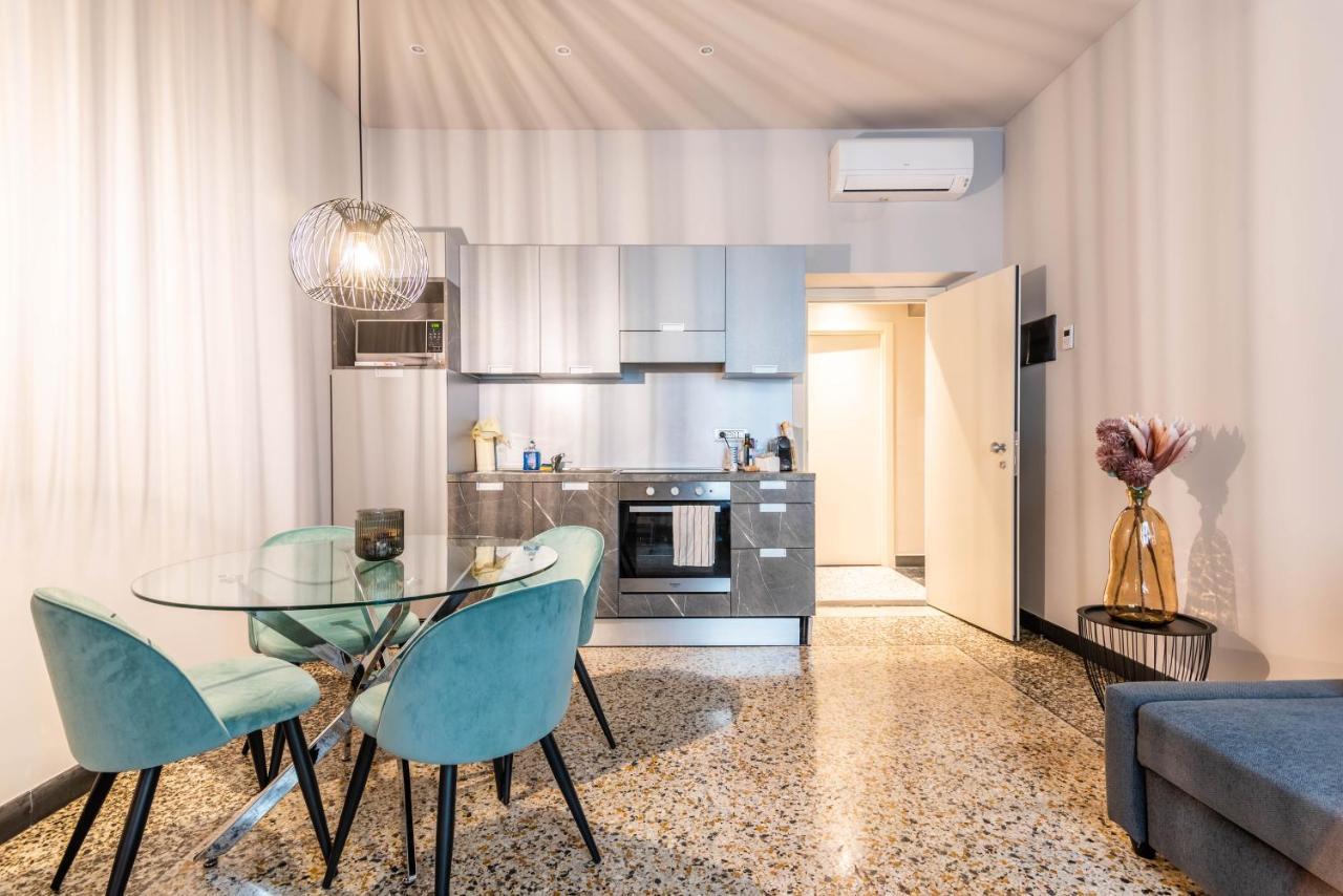Hnn Luxury Apartments Genoa Bagian luar foto